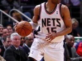 NBA叉腰防守（探索NBA球员中叉腰防守的技术与魅力）