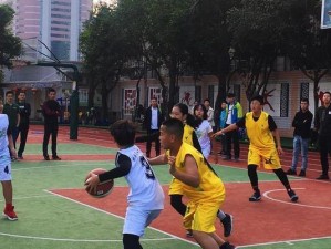 小篮球人盯人防守技巧详解