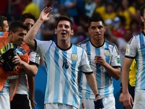 阿根廷世界杯之路（揭秘阿根廷足球在世界杯赛场上的挫折与反思）