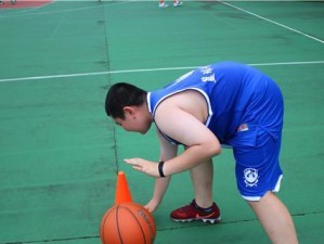 专业队篮球防守脚步训练的重要性（提升篮球防守水平，关键在于脚步训练）