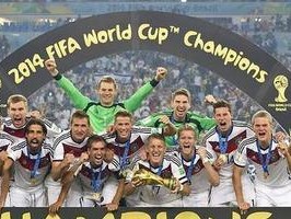 德国历史上的世界杯辉煌（从胜利之路到奖杯永久留念——回顾德国几次世界杯历程）