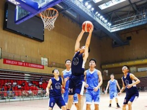 全场5v5篮球比赛中得分后卫防守站位的重要性（提高得分后卫防守站位，助力球队胜利）