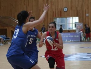 女子篮球全场盯人防守的技巧和策略（全方位盯人防守，助你成为篮球赛场上的防守专家）