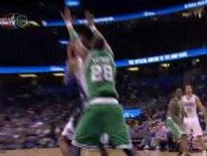 篮球防守位置的重要性（探索篮球防守位置的不可或缺性与策略）