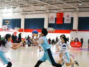 U10小篮球盯人防守的重要性（培养年轻球员的基本技能，打造坚固防线）