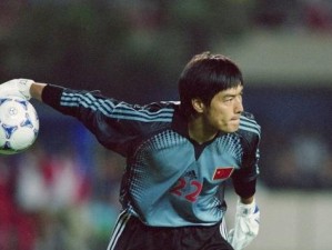 回顾2002年世界杯（巴西夺冠、韩国崛起、梅西初露锋芒，2002年世界杯的精彩瞬间）