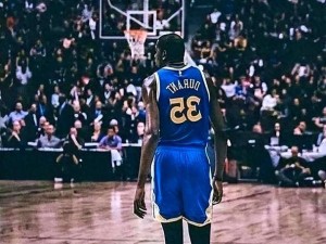 NBA球员球衣退役排行榜（绝世巨星的篮球传奇，球衣号码流传千古）