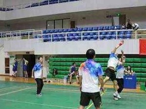 掌握排球勾手发球的要领（技巧、动作要点及注意事项）