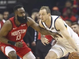 篮球防守手（突破常规，探索全方位的防守技巧与策略）
